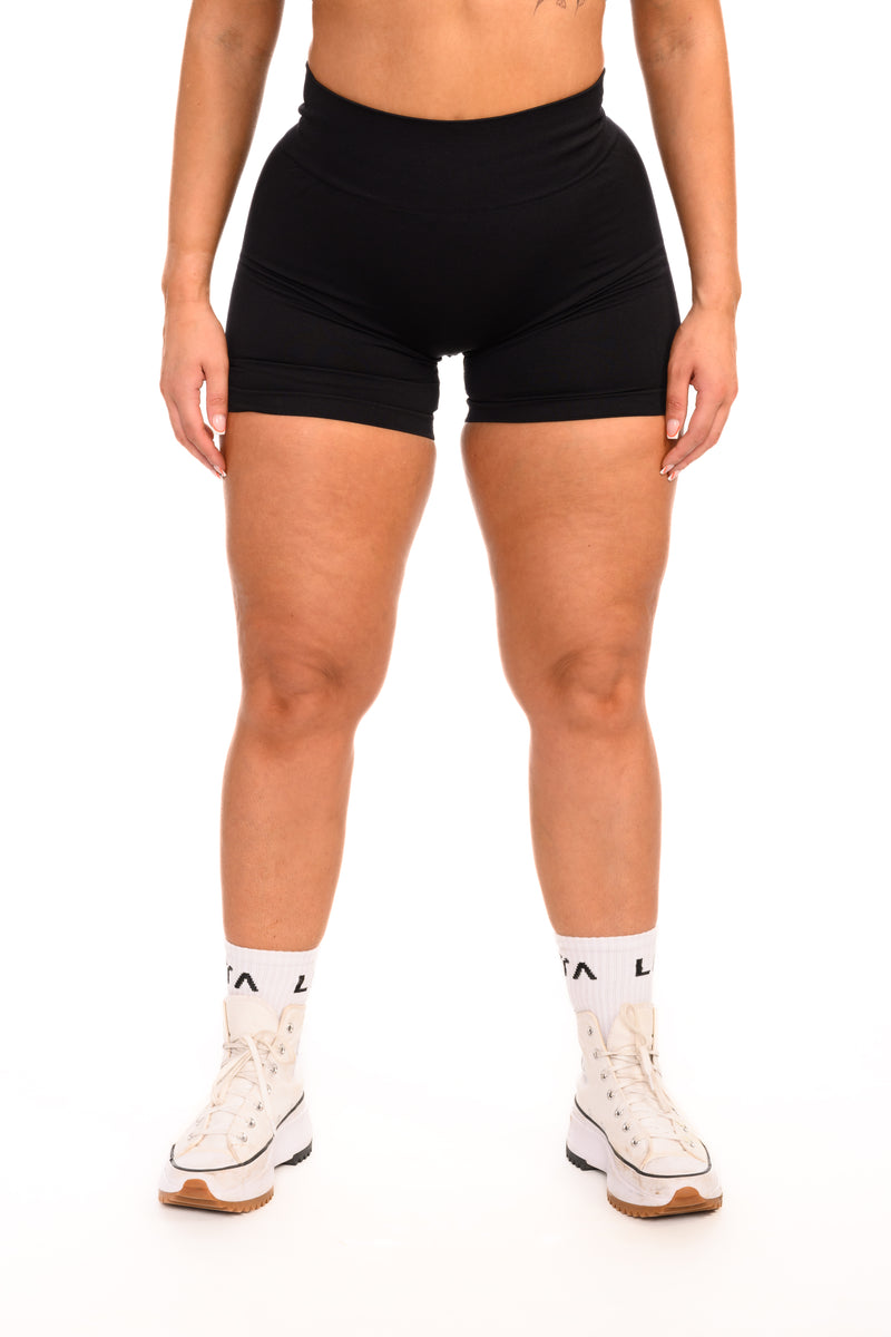 Pure Seamless Sculpt Shorts | Black